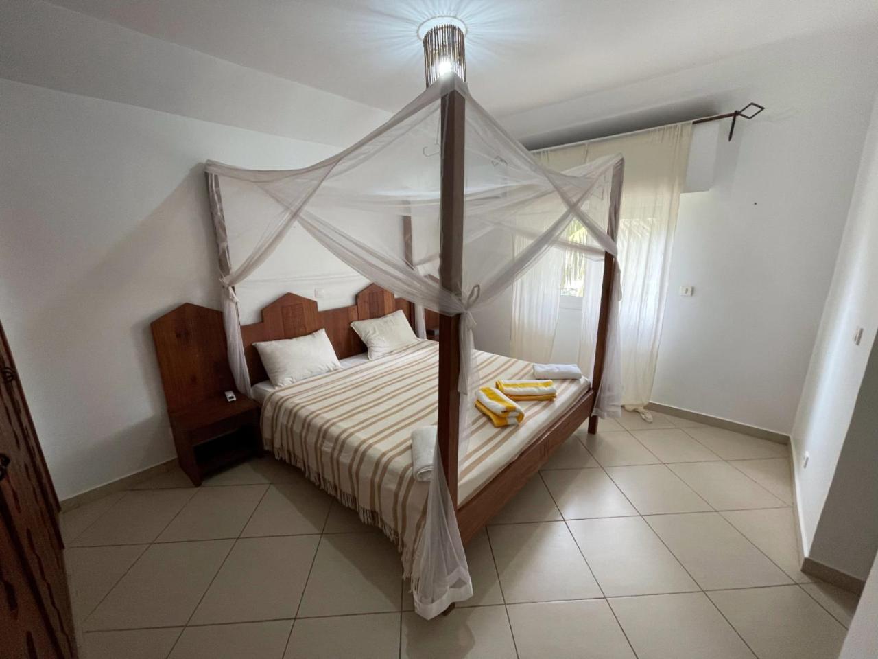 Agence Adjana Resort - Residence Du Port 3 Sali Tapé Kültér fotó